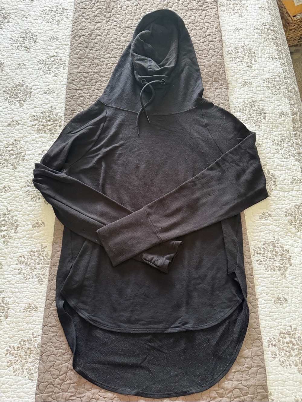 Avia Black Women's Hooded Longline Pullover